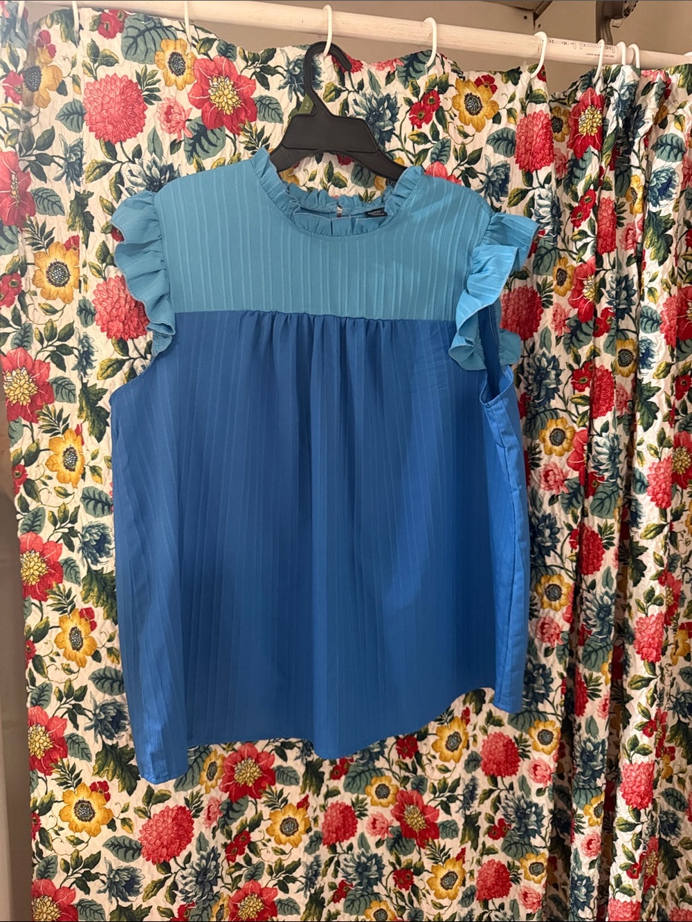 Two-Tone Blue Ruffle Cap-Sleeve Blouse